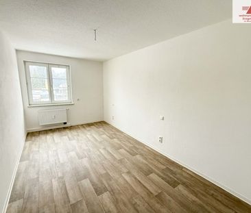 Sanierte, kleine 2-Raum-Wohnung in Annaberg!! - Photo 2