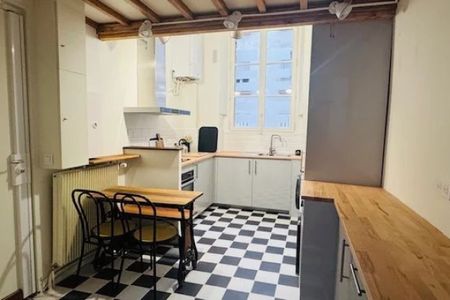 PARIS 4ème - PLACE DES VOSGES (Près) - Photo 2