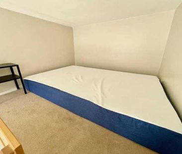 3 bedroom apartment to rent - Photo 6