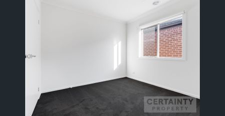 Modern Family Living with Stylish Finishes & Space to Enjoy - Photo 2