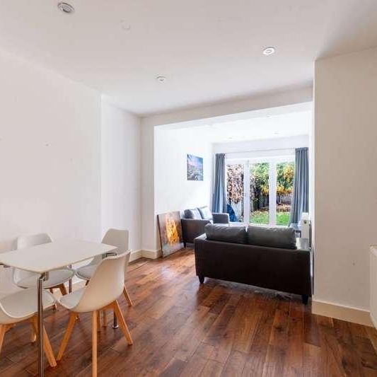 Victoria Road, Queen's, NW6 - Photo 1