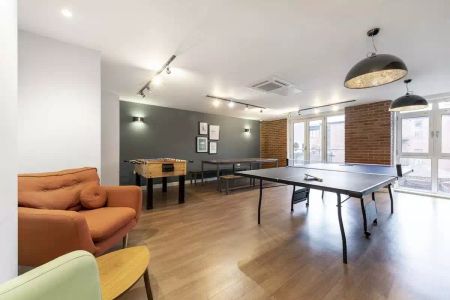 Ensuite Silver - Photo 4