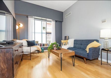 For Lease - 4198 Dundas Street Unit# 207, Toronto, Ontario - Photo 2