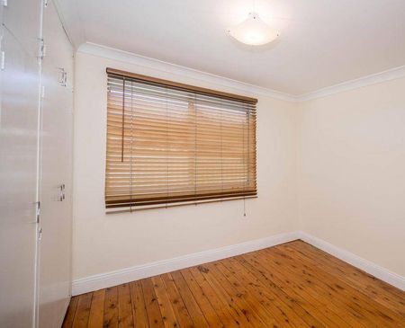 Family home in quiet street of South Tamworth - Photo 5