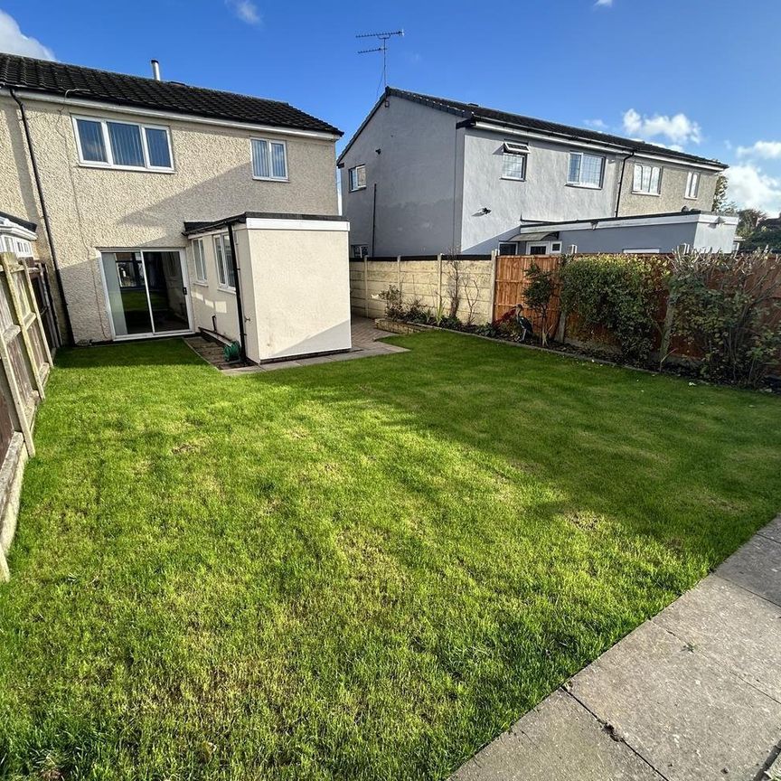 Bromfield Crescent, Wednesbury - Photo 1