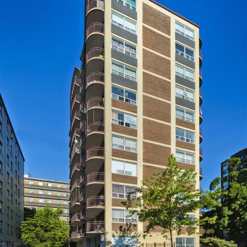 190 Jameson Avenue - Photo 1