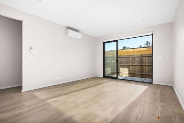 BRAND NEW | STUNNING DESIGN | BEACH AND LIFESTYLE LOCATION - Photo 1