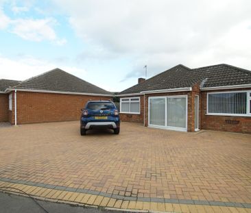 3 bedroom Detached Bungalow to let - Photo 3