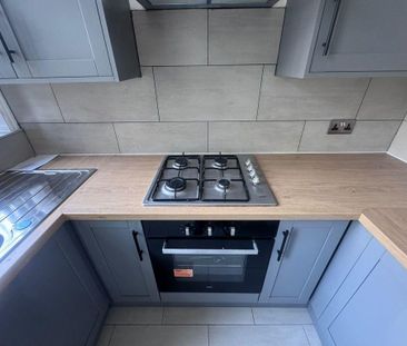 2 bedroom terraced house to rent - Photo 6