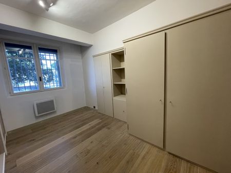 Location Appartement 3 pièces 81m² CARPENTRAS 84200 - Photo 3