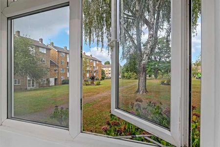 The Ridgeway, St. Albans, AL4 - Photo 3