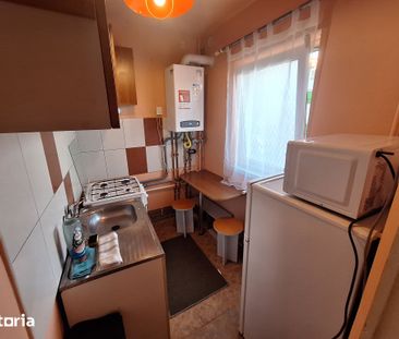 250 euro!!! Ap.cu 1 camera Et 3 cu centrala proprie Girocului - Fotografie 1