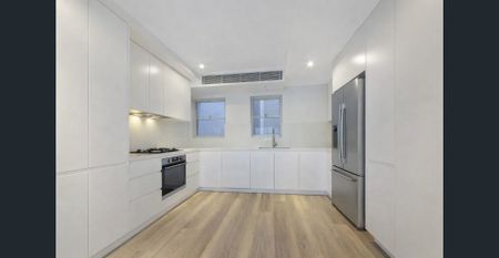 Freshly renovated beachside living moments from Bronte Beach - Photo 3