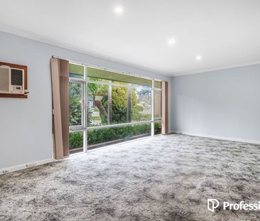 Spacious Family Home! - Photo 1