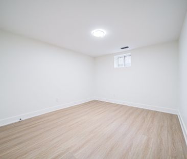 For Lease - (LOWER) 705 Glenforest Street, Oshawa, Ontario - Photo 4