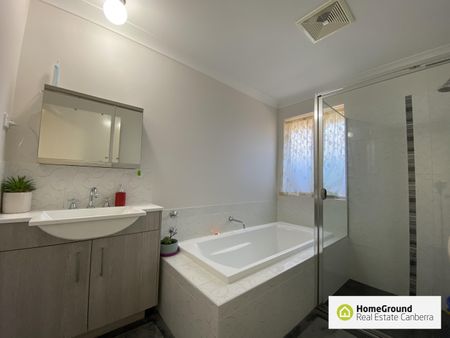 84 Lawrenson Circuit, Jacka ACT 2914 - House For Rent | Domain - Photo 5