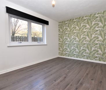 Almond Bank - Photo 3