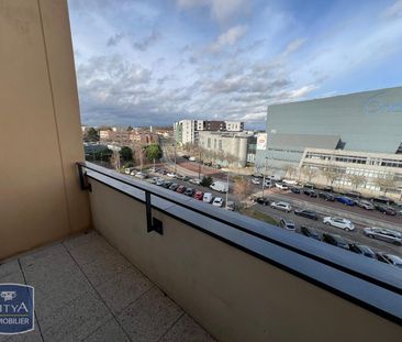 Location Appartement 2 pièces 52m² VELIZY VILLACOUBLAY 78140 - Photo 2