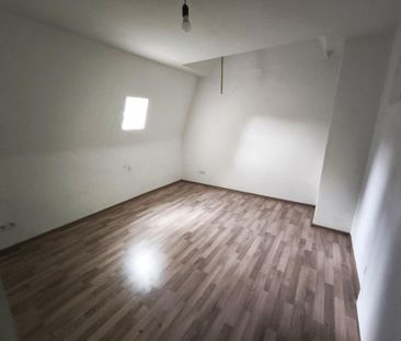 Schöne 3-Zimmer-Wohnung in Mülsen ➡️ Jobcenter Möglich !!! KÜCHE ! - Photo 6