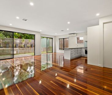 3/10 Strabane Avenue, Mont Albert North VIC 3129 - Townhouse For Re... - Photo 1