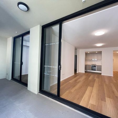 2 Bedroom 2 Bathroom Luxury Apartment at Kogarah For Rent! ! ! - Photo 3