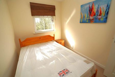 2 bedroom semi-detached house to rent - Photo 2