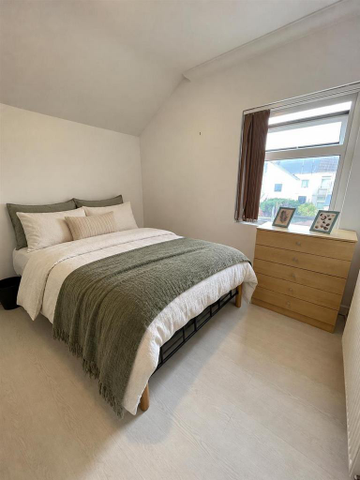 7 bedroom terraced house to rent - Photo 3