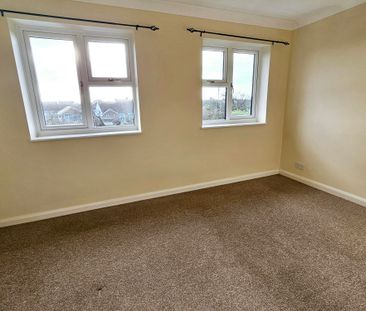 Priory Orchard, Eastbourne - Two-Bedroom Terraced House - Photo 2