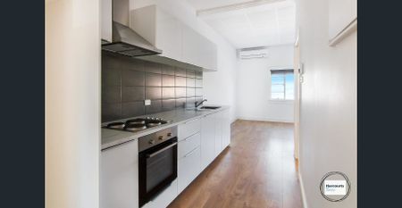 Ashburton Village first floor apartment - Photo 5