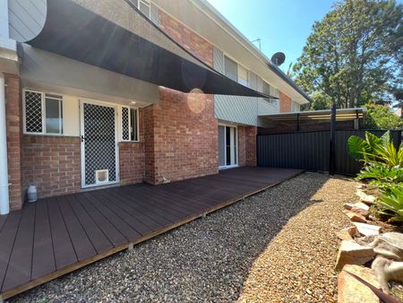 1/71 Benowa Road, 4215, Southport Qld - Photo 3