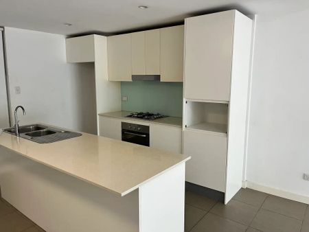 “Location Location Location, 2 bedroom in the heart of Parramatta” - Photo 5