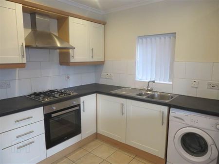 30 Richmond Park, Upper Lisburn Road, Belfast, BT10 0HB - Photo 5
