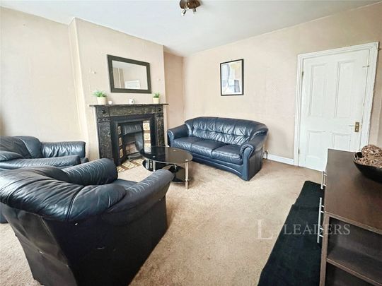 3 bedroom house to rent Mount Pleasant, Redditch, Worcestershire, B97 - Photo 1