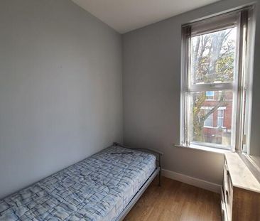 Flat 2 113 Cliftonville Road, Belfast, BT14 6JQ - Photo 4