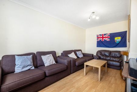 Whitlock Drive, Southfields SW19 - Photo 4