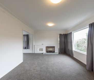 Three Bedroom Home - Photo 3