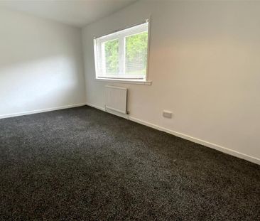 3 bedroom end of terrace house to rent - Photo 6