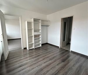 Location Appartement 2 pièces 45m² - Photo 2