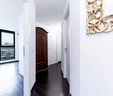 Via Pompeo Mariani, Milan, Lombardy 20128 - Photo 6