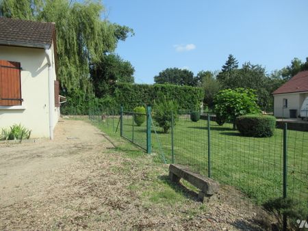 MAISON F3 - 3 rue du Champ Clerc 71370 SAINT GERMAIN DU PLAIN - Photo 3