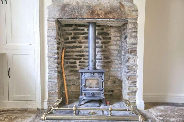 Shrigley Road, Bollington, SK10 - Photo 1