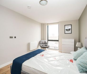 2 bedroom flat to rent - Photo 4