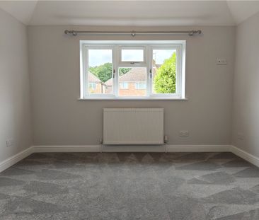 Rydes Hill Road, Guildford, Surrey, GU2 9SP - Photo 6