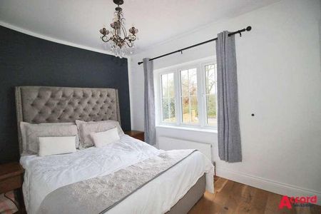 Days Lane, Pilgrims Hatch, CM15 - Photo 5