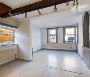 2 bedroom semi-detached house to rent - Photo 2