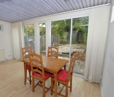 Terraced House to rent on - Photo 4