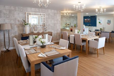 2 bedroom retirement property to rent - Photo 5