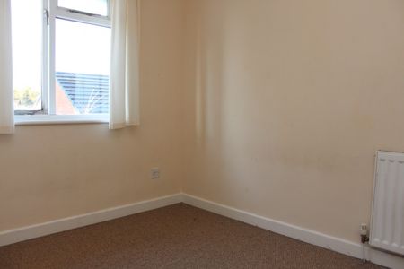 Sawyers Close, Newark, Nottinghamshire, NG24 - Photo 2