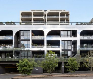 GREAT INNER CITY PAD WITH IMMACULATE INTERIORS - Photo 1