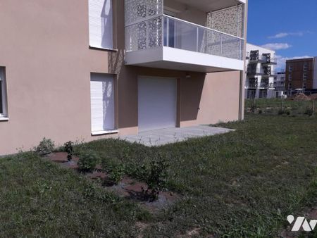 APPARTEMENT 3 PIECES DANS RESIDENCE NEUVE AVEC TERRASSE ET JARDIN PRIVATIF - Photo 4